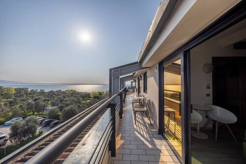 Family Room, Balcony, Lake View | Balcony view