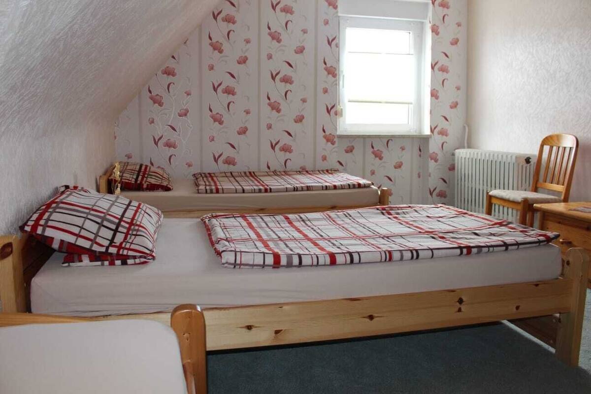 Apartment (2) | 1 bedroom, WiFi (free), bed sheets