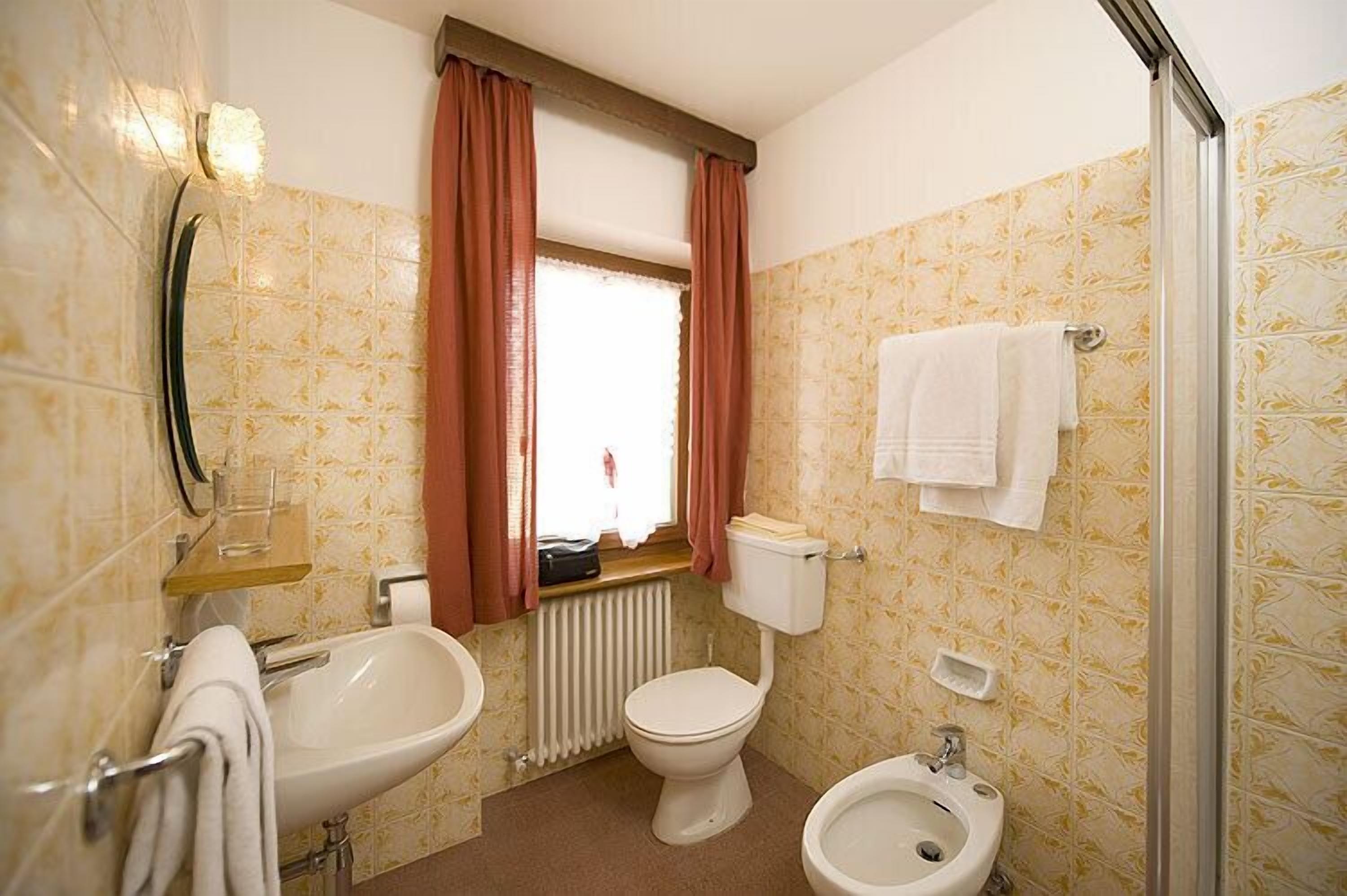 double room | bathroom | shower, rainfall showerhead, hair dryer, bidet