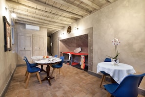Free daily buffet breakfast  - Santa Caterina Relais (Rome)