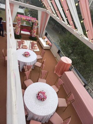 Televisión de pantalla plana, chimenea