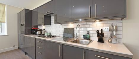 Deluxe two bedroom apartment | Private kitchen