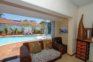 Outdoor pool - Umhlanga Backpackers (Umhlanga)