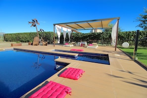 Outdoor pool - FINCA "CUCA". (SON VENT, ETV/4997.) Direct owner. (Sa Pobla)