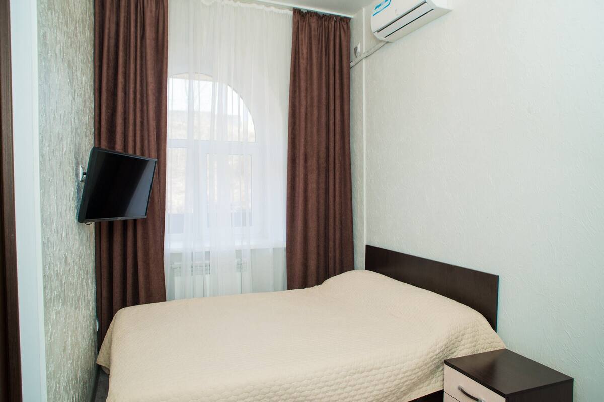 1 bedroom, desk, soundproofing, iron/ironing board