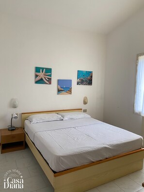 2 Schlafzimmer, Schreibtisch, Internetzugang