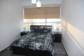 Apartment | 3 bedrooms, desk, iron/ironing board, free WiFi
