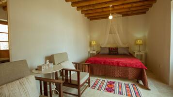 Room | Living area | Flat-screen TV