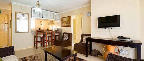 Appartement, 2 chambres | Coin séjour