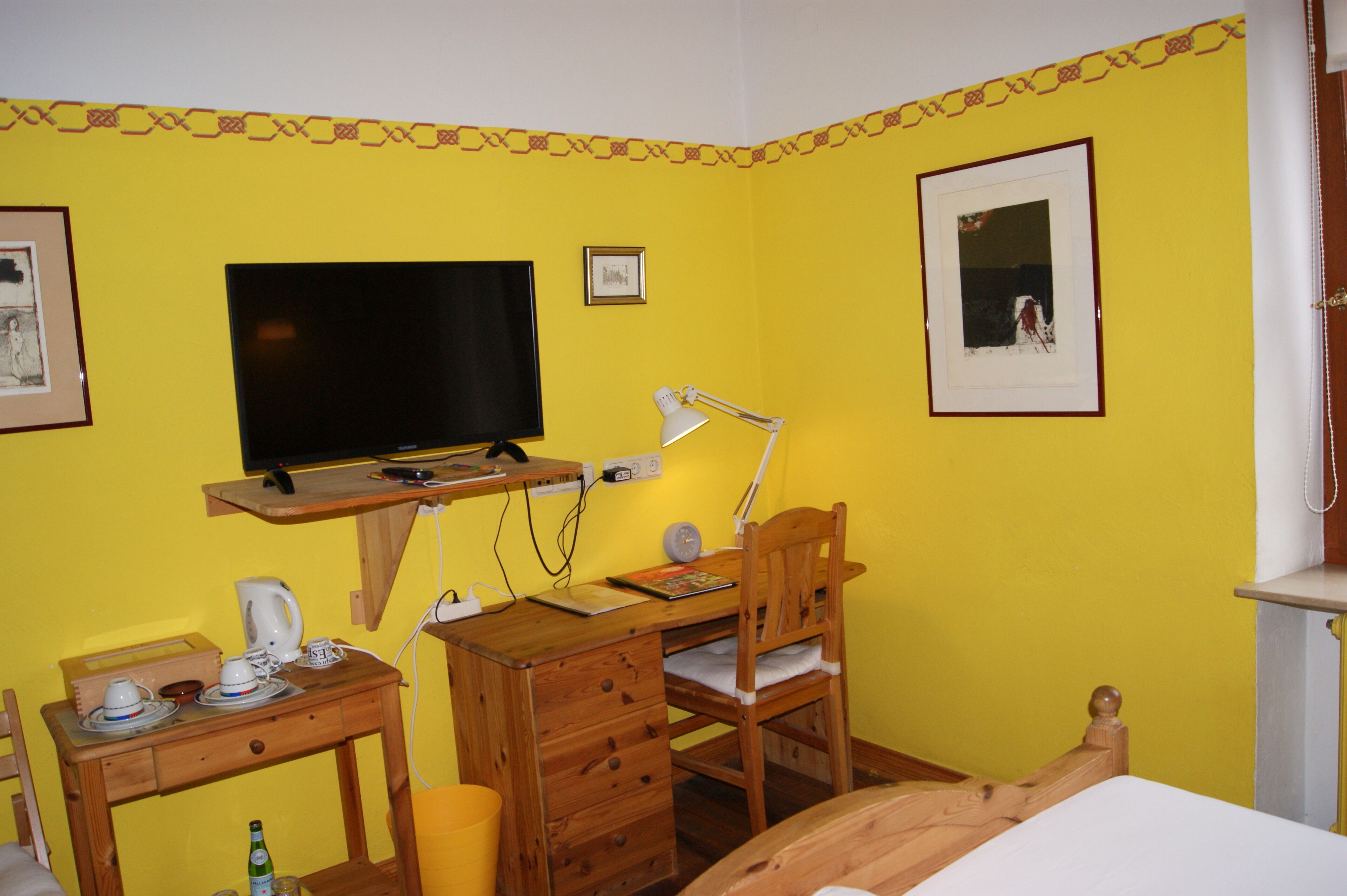 Doppelzimmer | Schreibtisch, Verdunkelungsvorhänge, schallisolierte Zimmer