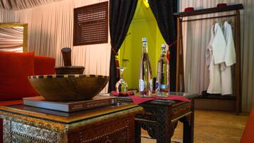 Premium Tent, 1 Double Bed (Region) | Living area