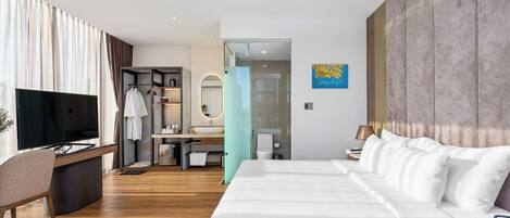 Premium bedding, minibar, desk, soundproofing