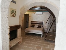 Cunas, wifi gratis y ropa de cama 