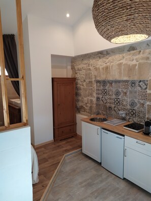 Room (Bigarreau) | Living area