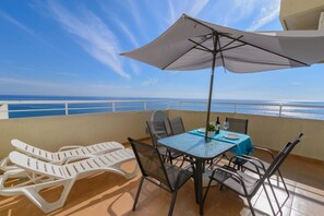 Apartment, 2 Schlafzimmer, Terrasse, Meerblick | Balkon