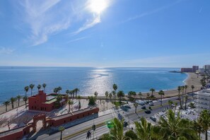 Beach - Benal Beach Resort 705 - 180° Seaview 2BR Apartment in Benal Beach Resort with Water Park (Benalmádena)