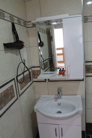 Bathroom sink - Doruk Hotel (Antalya)