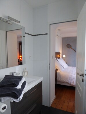 Bathroom - La Maison Bastide (Bordeaux)