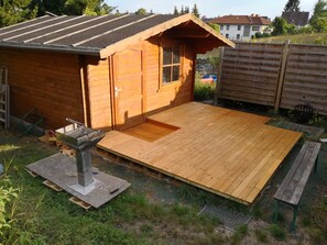 Property grounds - Villa Mahnberg apartment (Rödental)