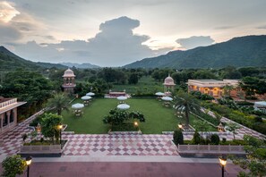 Garden - Tree of Life Inderpura Resort, Udaipurwati (Udaipurwati)