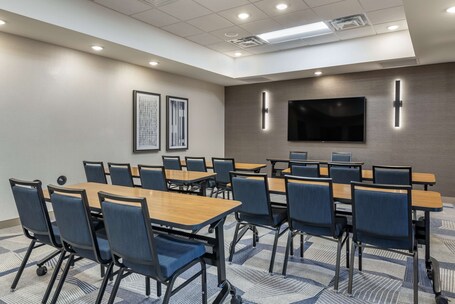 Hyatt Place Indianapolis Carmel - Image 24