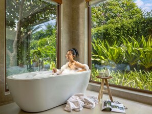 Villa, 1 Bedroom, Private Pool, Sea View | Premium bedding, down comforters, minibar, in-room safe - Mövenpick Resort Cam Ranh (Cam Lam)