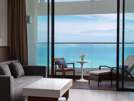 1 habitación, ropa de cama de alta calidad, cubrecamas y minibar