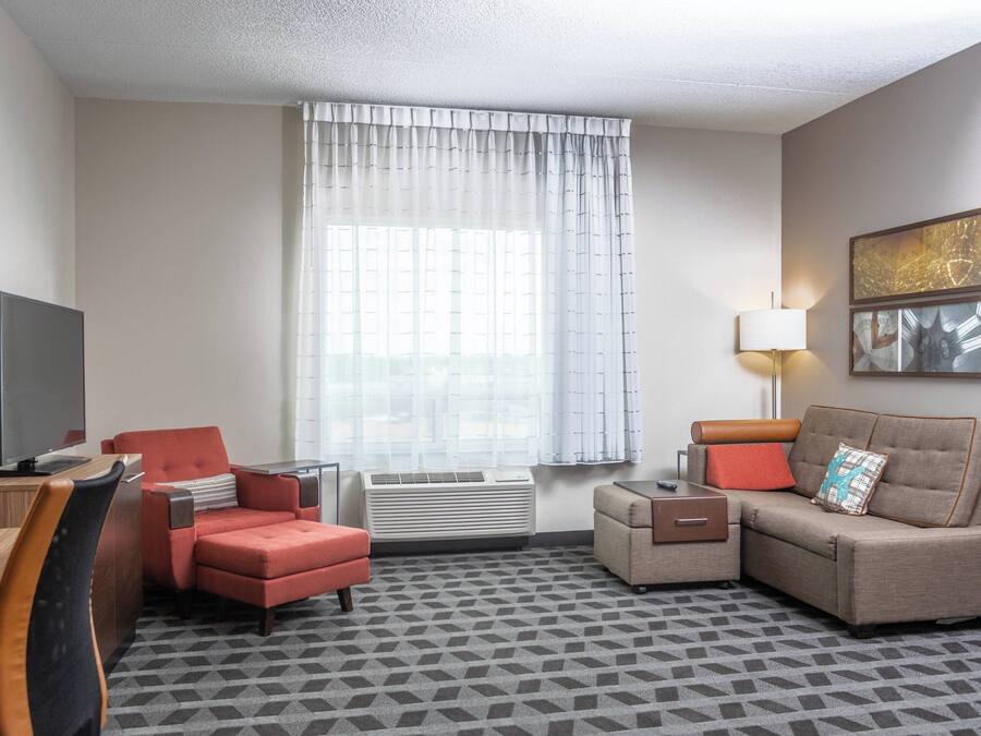 Televisi LED 43-inci dengan saluran TV kabel, TV, dan Netflix