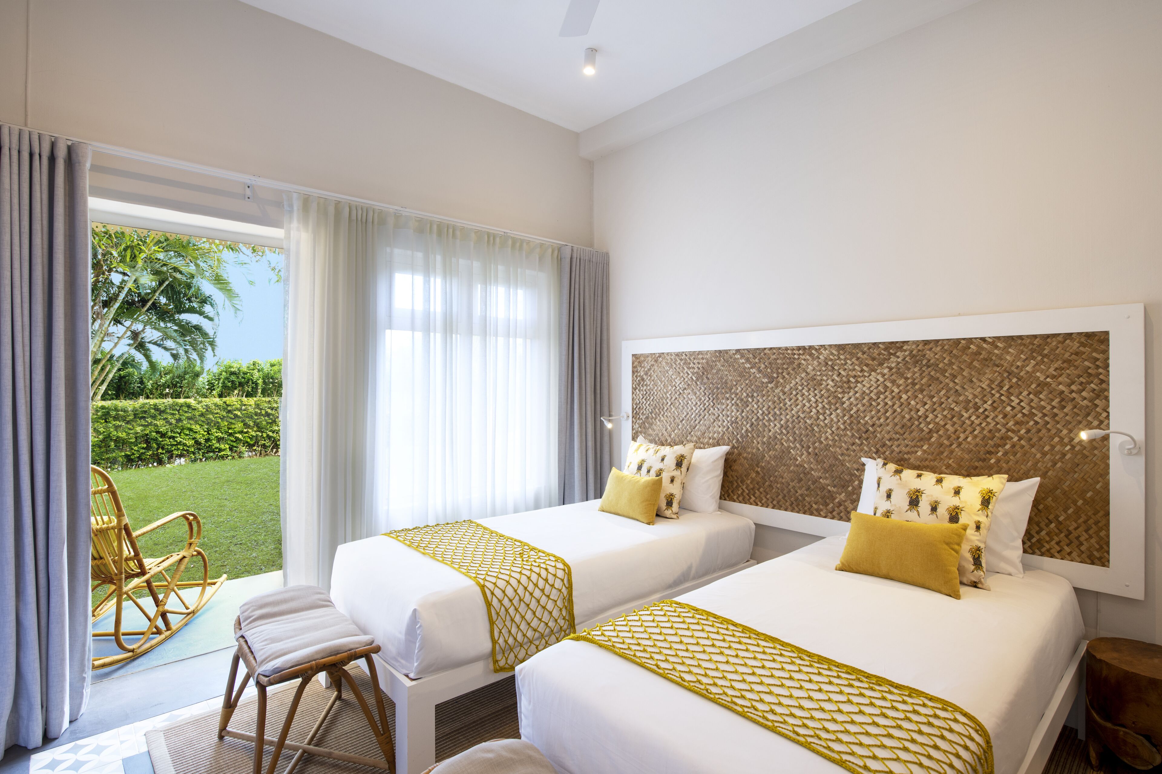 標準雙人或雙床房 | 高級寢具、迷你吧、房內夾萬、獨特設計