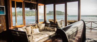 A fantastic place between the sea and the jungle