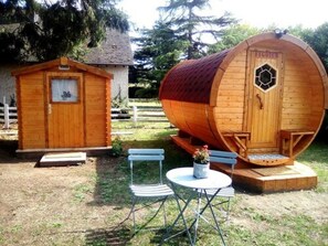 Tweepersoonskamer, uitzicht op tuin | Terras