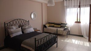 Villa | 4 Schlafzimmer, Schreibtisch, Bügeleisen/Bügelbrett, kostenloses WLAN