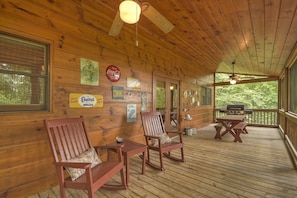 Cabin | Balcony
