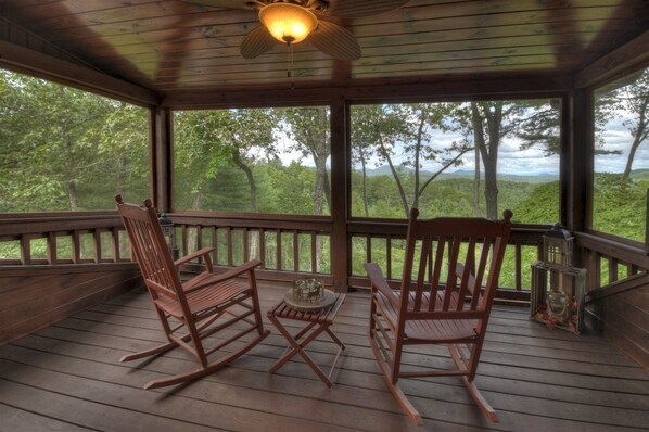 Balcony - Antler Ridge (Morganton)