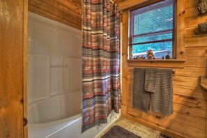 Bathroom - Antler Ridge (Morganton)