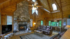 Cabin | Living room | Flat-screen TV, fireplace, DVD player - My Mountain RendezView (Morganton)