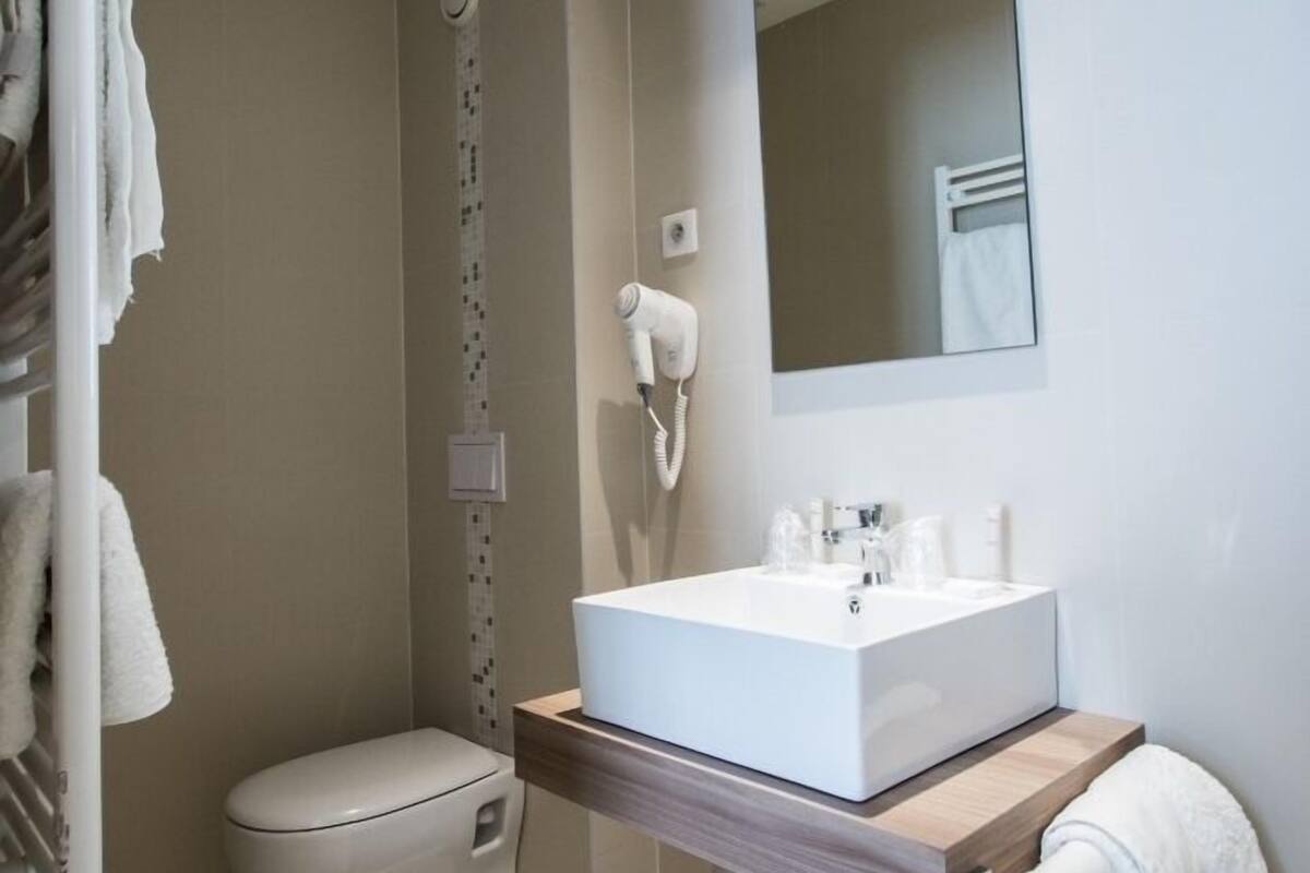 free toiletries, hair dryer, towels