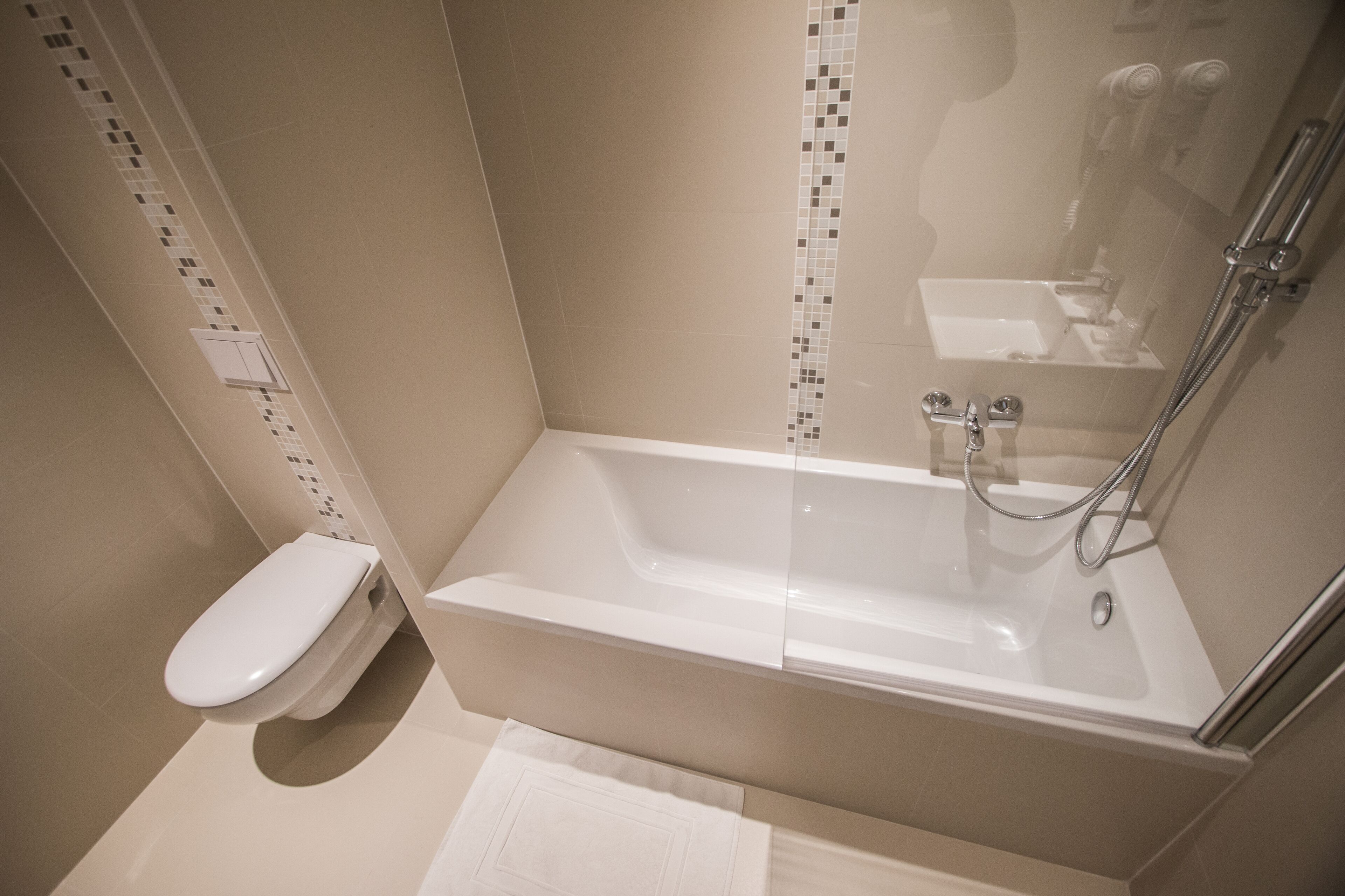 business double room, 1 double bed, non smoking | deep-soaking bathtub