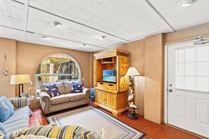 Televisión y reproductor de DVD 