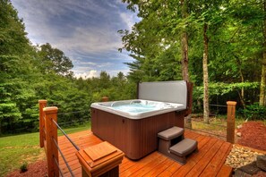Cabin | Spa - Bear Dance (Morganton)