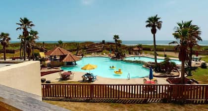 Shared Heated Pool, Boardwalk to Beach