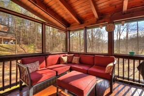 Cabin | Terrace/patio - Fox Hollow (Blue Ridge)