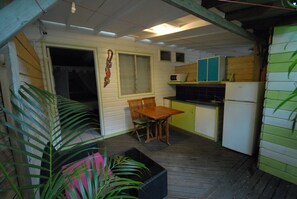 Full-size fridge, microwave, coffee/tea maker, electric kettle