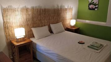 Standard Bungalow (1) | Premium bedding, individually decorated, individually furnished