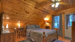 Cabin | 2 bedrooms, desk, WiFi (free) - Grey Wolf Lodge (Morganton)