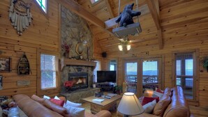 Cabin | Living room - Great Escape (Morganton)