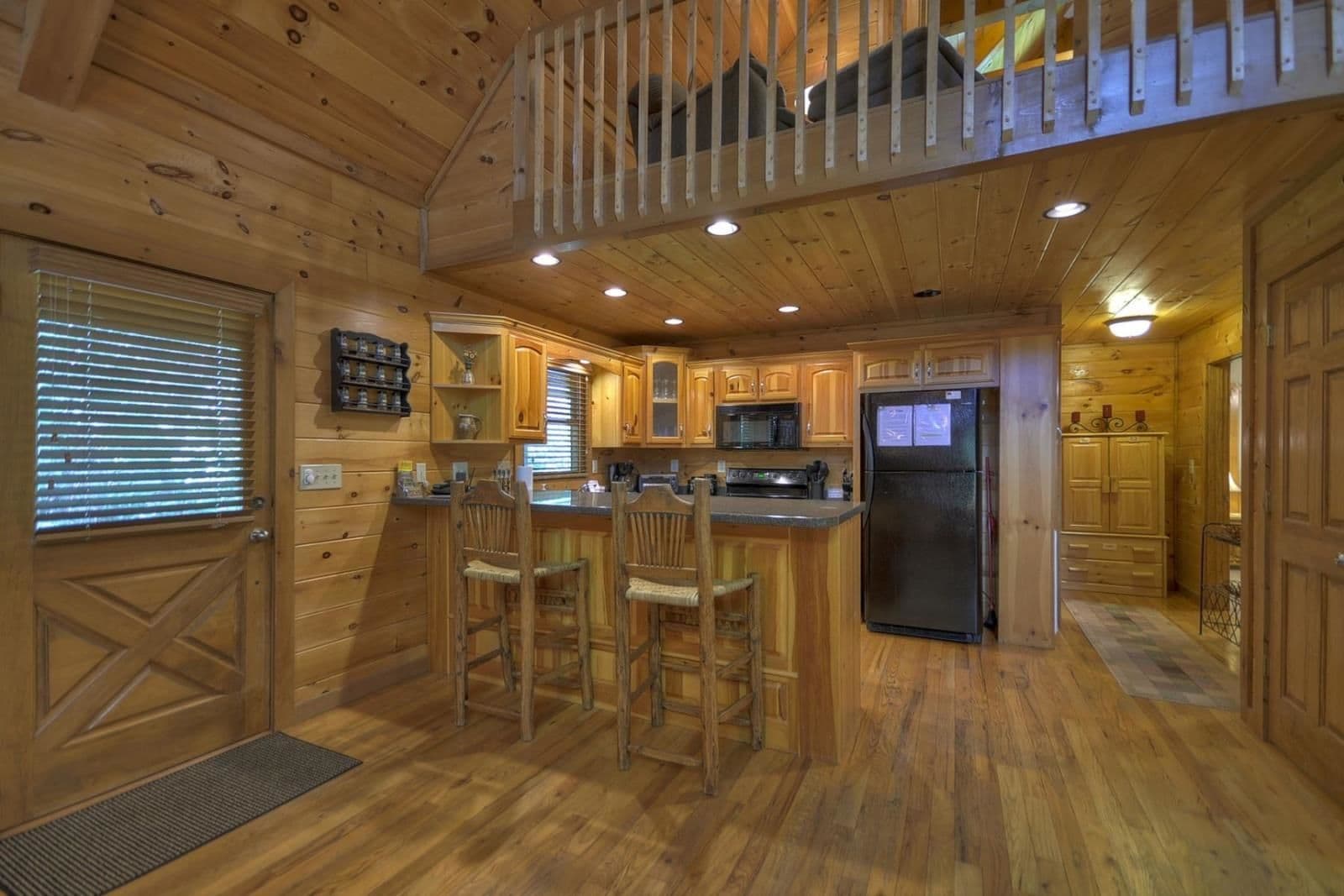 Cabin | Private kitchen | Fridge, microwave, stovetop, dishwasher