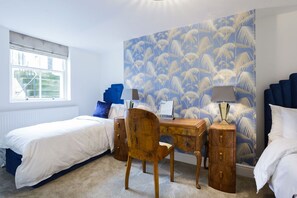 3 bedrooms, hypo-allergenic bedding, iron/ironing board, free WiFi