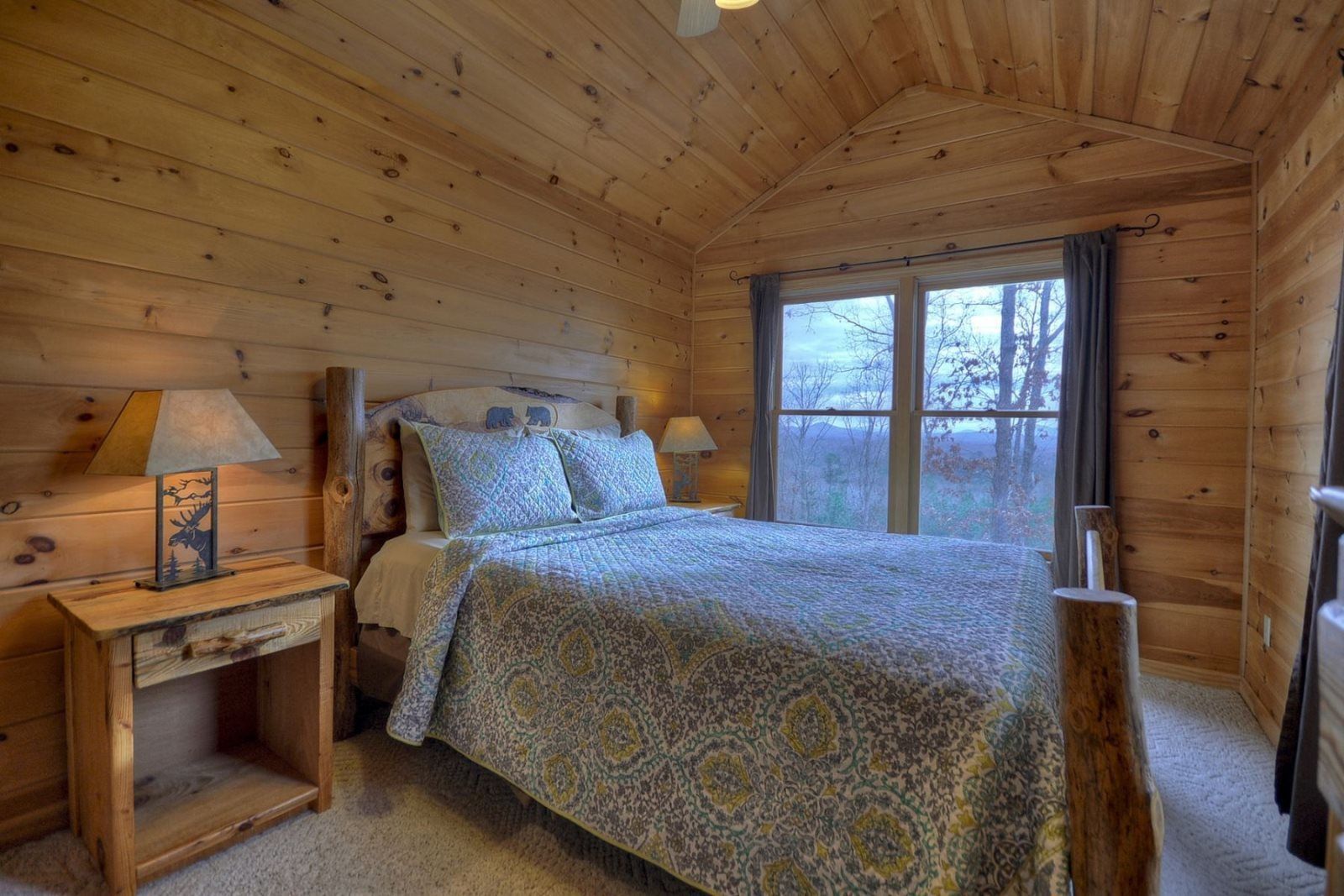 Cabin | 3 bedrooms, desk, free WiFi