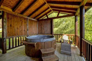 Cabin | Spa - Dances With Wolves (Morganton)